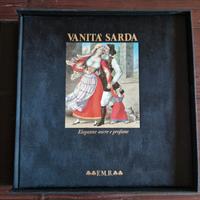 "Vanità sarda eleganze sacre e profane"
