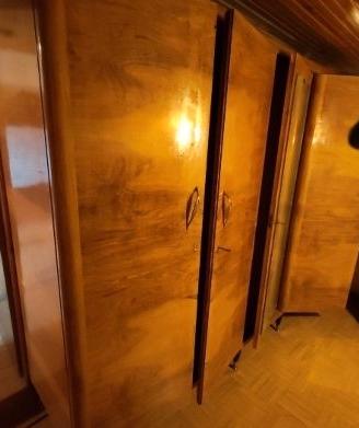 ARMADIO IN LEGNO VINTAGE