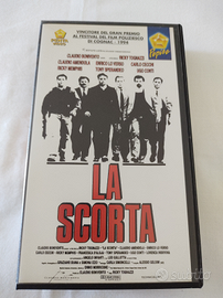 [ VHS ] LA SCORTA · Claudio Amendola · Enrico Lo V