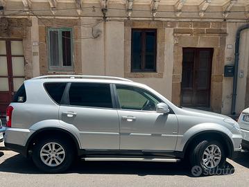 SSANGYON Rexton  2000d