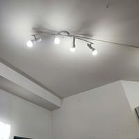 plafoniera a 4 faretti per lampadine e27