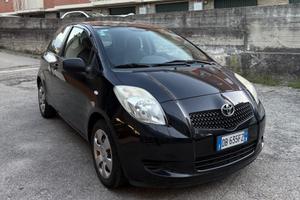 Toyota Yaris 1.0 3 porte