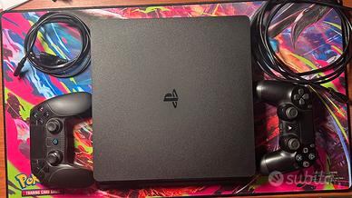 PlayStation 4 funzionante con scatola originale