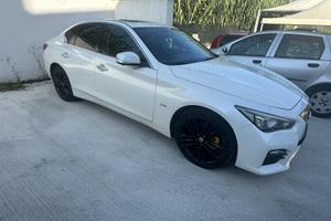 auto infiniti q50s ( leggere bene annuncio)