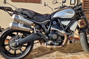 Ducati scrambler 1100 dark pro