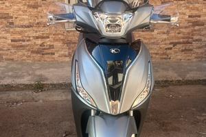 Scooter pari al nuovo