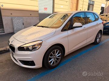 BMW 216d cambio automatico