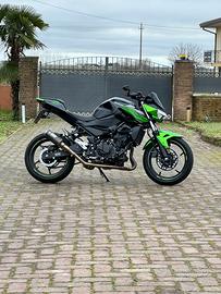 KAWASAKI Z400