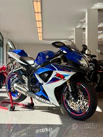 SUZUKI GSX-R 600 K7 ACCESSORIATA FINANZIABILE