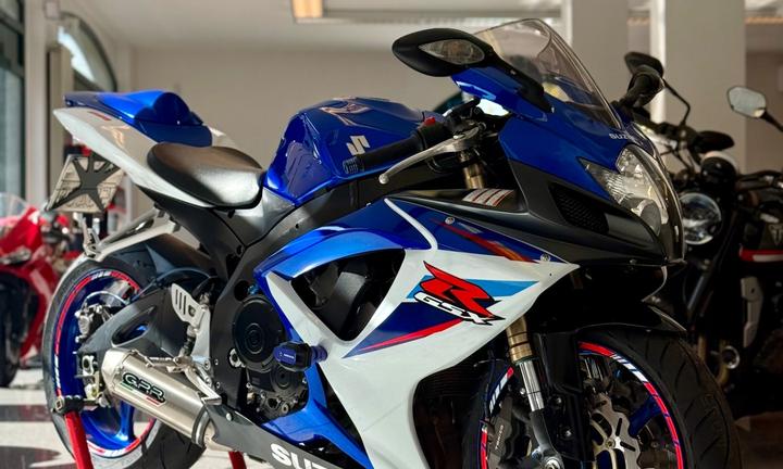 SUZUKI GSX-R 600 K7 ACCESSORIATA FINANZIABILE