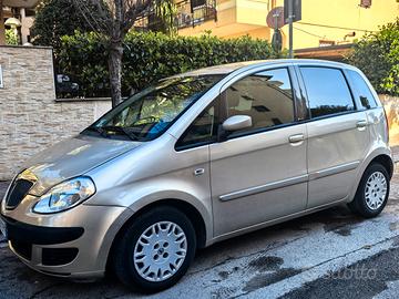 LANCIA MUSA 1.3 MULTIJET-ENTRA-