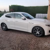 Maserati Levante 3.0 Diesel 275 CV