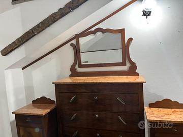 Cassettiera in legno con lastra di marmo+comodini