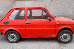 Fiat 126 tenuta in maniera maniacale