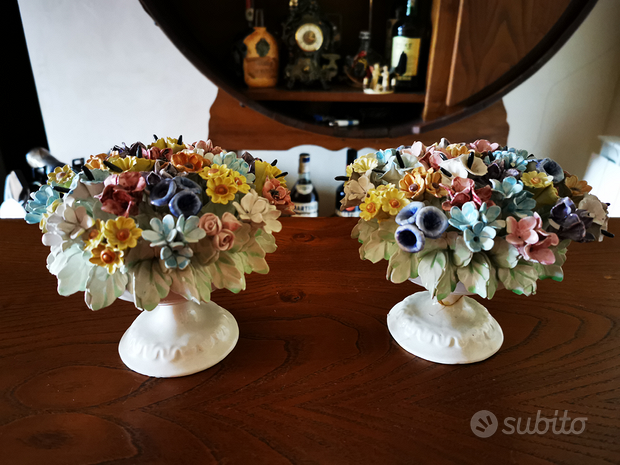 Coppia vasi fiore ceramica Capodimonte