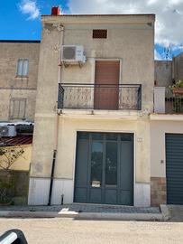 Casa indipendente con garage