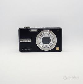Panasonic Lumix DMC-F4 12.1 MP - Fotocamera Compat