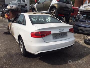 Audi a4 berlina an 2015 bruciata