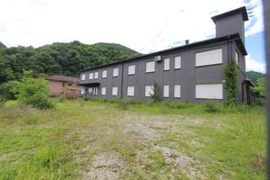 Immobile di 2740 m² con 4 locali a Altissimo