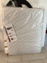 Materasso matrimoniale 160x190 – Reso, mai usato