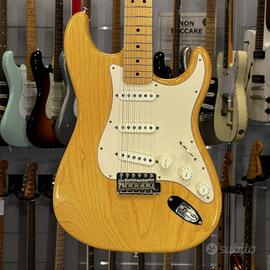 FENDER - STRATOCASTER AMERICAN VINTAGE 70 NATURAL