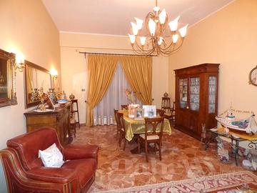 Ampio 4 vani con giardino A/148