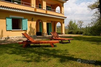 Palinuro Ampio Appartamento in villa