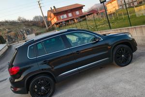 🚗 VW Tiguan 2.0 TDI 140CV 4Motion Autocarro 5 PS