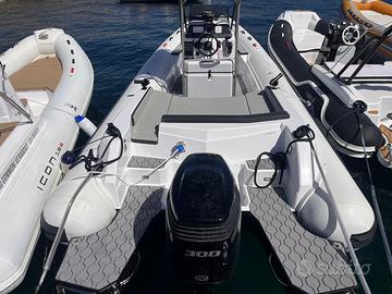 Icon 24 Dinette con T-top