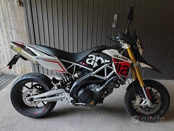 Aprilia Dorsoduro 750