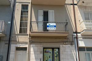 Negozio + Abitazione