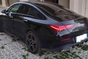 MERCEDES CLA 220d COUPE' AMG LINE PREMIUM 22400 km