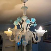 Lampadario Murano in opalino e azzurro