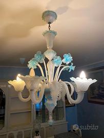 Lampadario Murano in opalino e azzurro