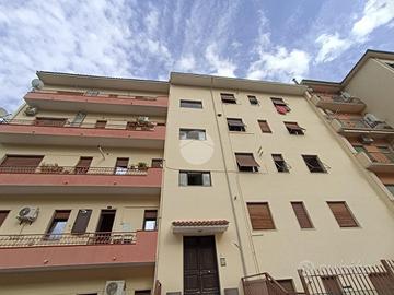 3 LOCALI A COSENZA