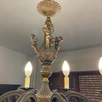 Lampadario in ottone con candelabro