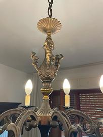 Lampadario in ottone con candelabro