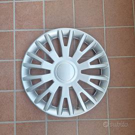 Set 4 copricerchi 15"