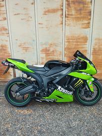 Kawasaki zx6r