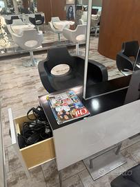 Vendita arredamento parrucchieri