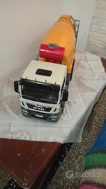 betoniera bruder man 