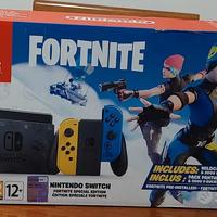 Nintendo Switch  Ediz Limitata Fortnite + 2 giochi