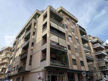4 LOCALI A ROMA