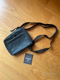 Borsello nero a tracolla unisex
