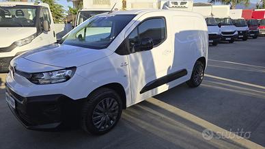 FIAT DOBLO 3 POSTI 1.5 BLUE HDI 100 CV -2024