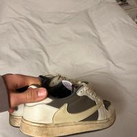 Nike TRAVIS SCOTT taglia 42 reverse mocha