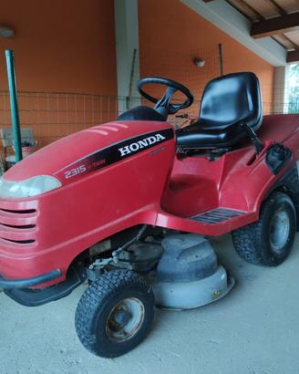 Trattore Tagliaerba