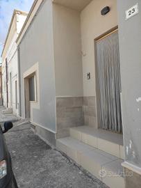 Privato vende 4 vani (130mq) con terrazzo e maxi c