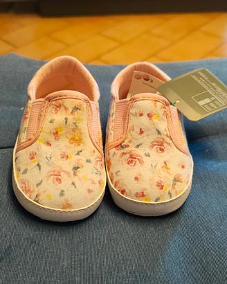 Scarpe in tela bimba tg17 Benetton 