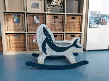 Dondolo a forma di balena